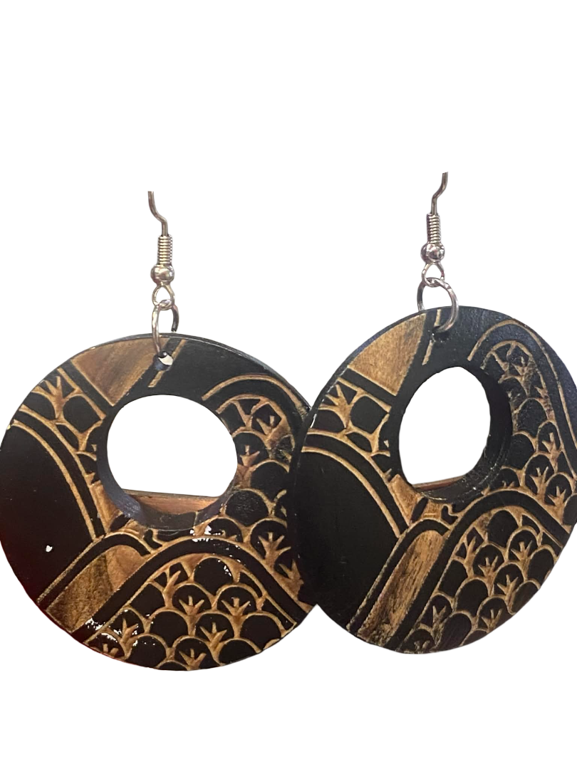 Brown carved Pacific Earrings